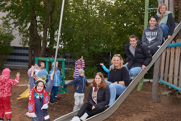 Berg_Schatzinsel__MB88437_klein